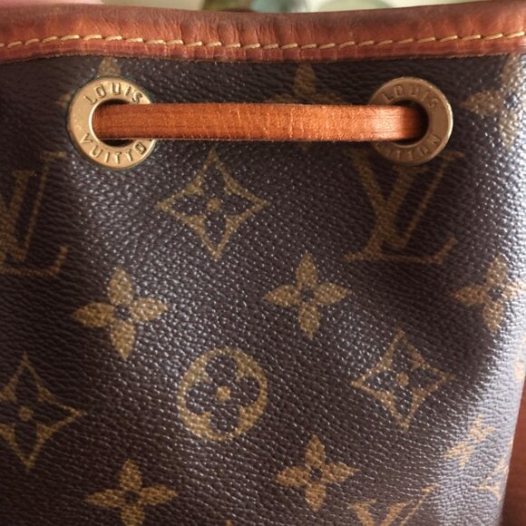 LOUIS VUITTON LV Monogram Petit Noe Shoulder Bag - Picture 13 of 16